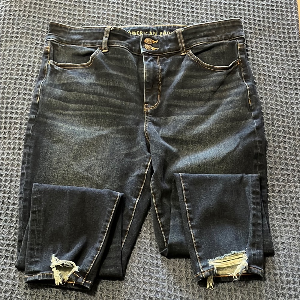 American Eagle Outfitters Women's Distressed Skinny Jeans